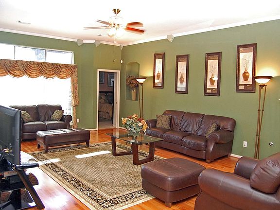5th image of 3727 Autumn Knoll Cir