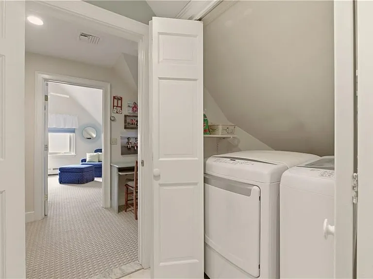 158 Narragansett Ave #I — Photo 20