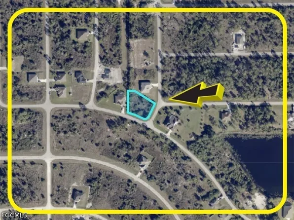 926 Ossie Ave, Lehigh Acres, FL 33974