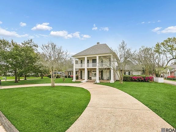 3rd image of 756 Myrtle View Dr