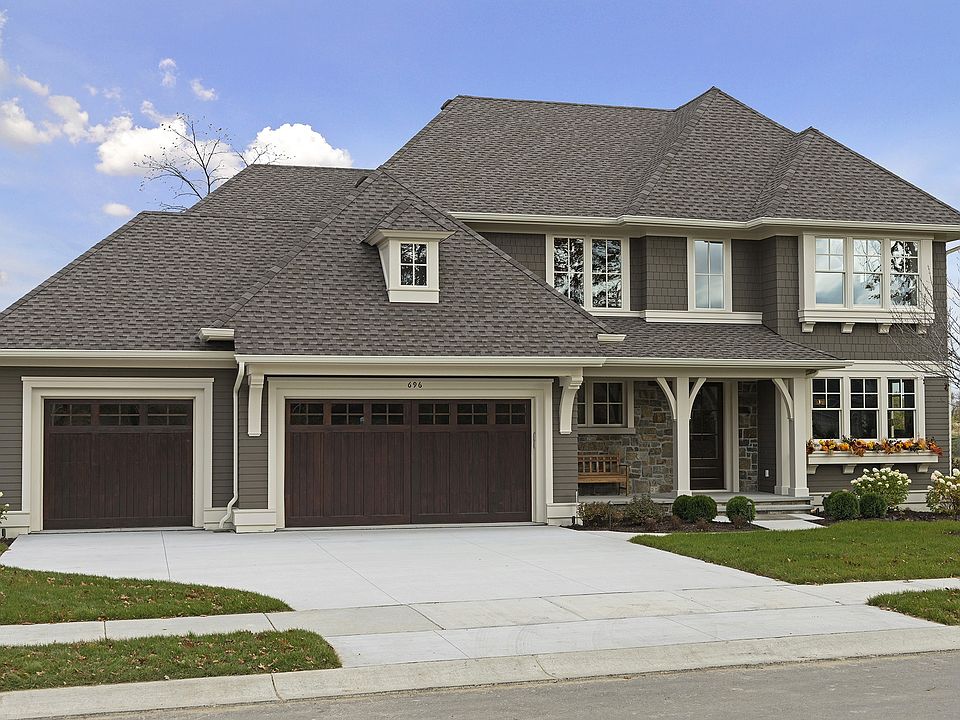 1st image of 696 Woodland Hills Ct