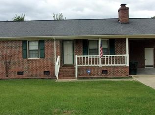 415 S Peedin Ave, Selma, NC 27576