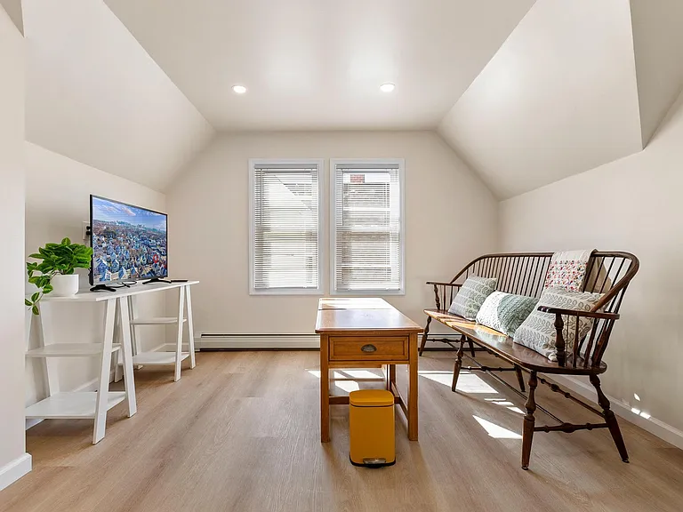 101 Judson St #2 — Photo 42