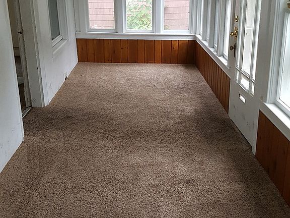 2nd image of 815 McIntosh St