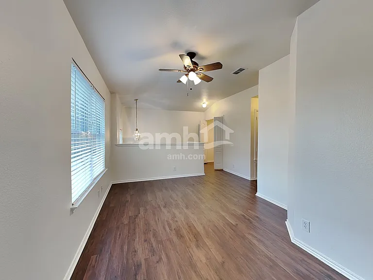 6702 Sandy Point Dr — Photo 9