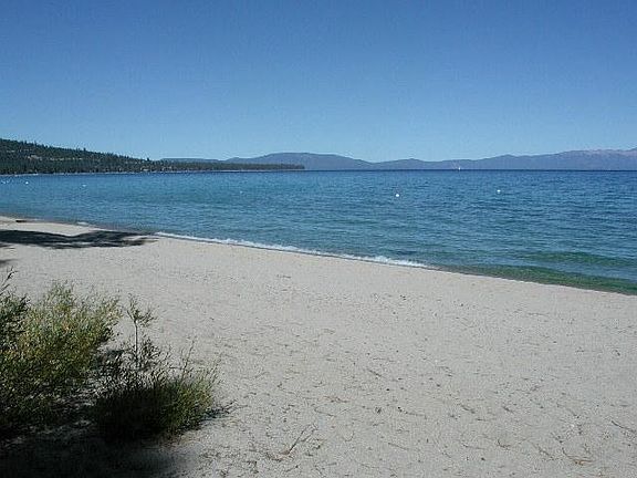 2nd image of 9021 Lupine Ln