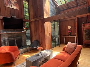 (Undisclosed Address), Mill Valley, CA 94941