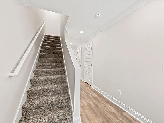 3rd image of 4288 Ida Coon Cir Unit 6