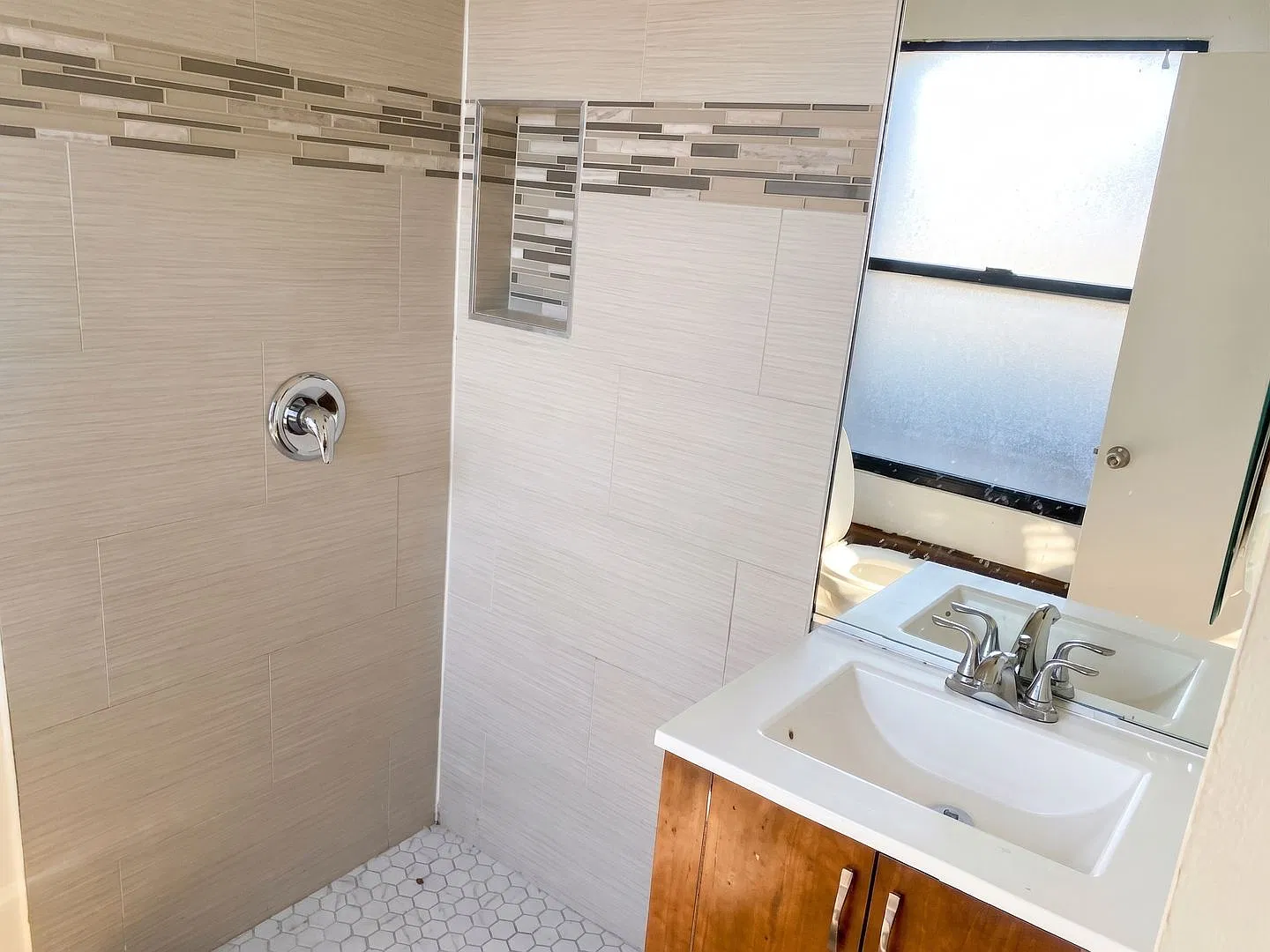 1 bed, 1.0 bath, 350 sqft, $1,650 — Photo 4