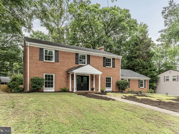 12235 Arrow Park Dr, Fort Washington, MD 20744