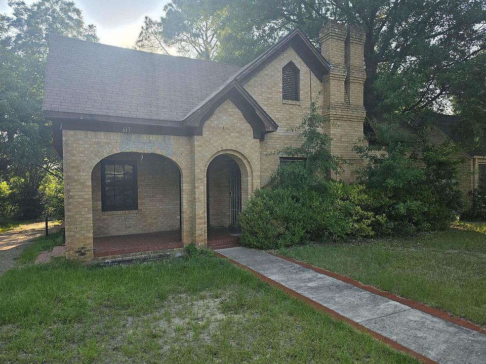 1st image of 617 Electra St