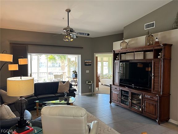 5th image of 10240 Washingtonia Palm Way APT 2024