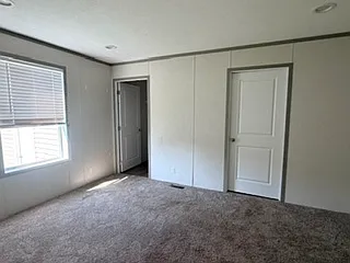 Springrove — Photo 3