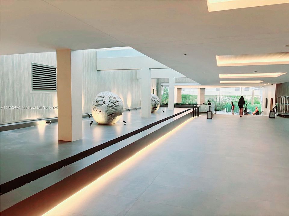 1st image of 2301 Collins Ave #528E