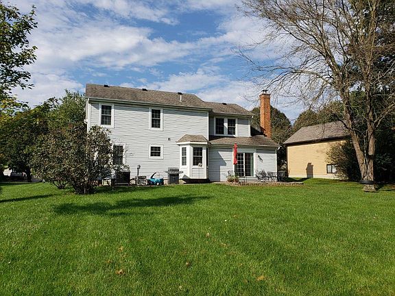 3rd image of 8232 Creek Woods Pl