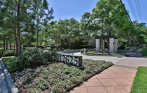 12625 Memorial Dr Photo 1