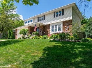 10061 Clark St, Clive, IA 50325