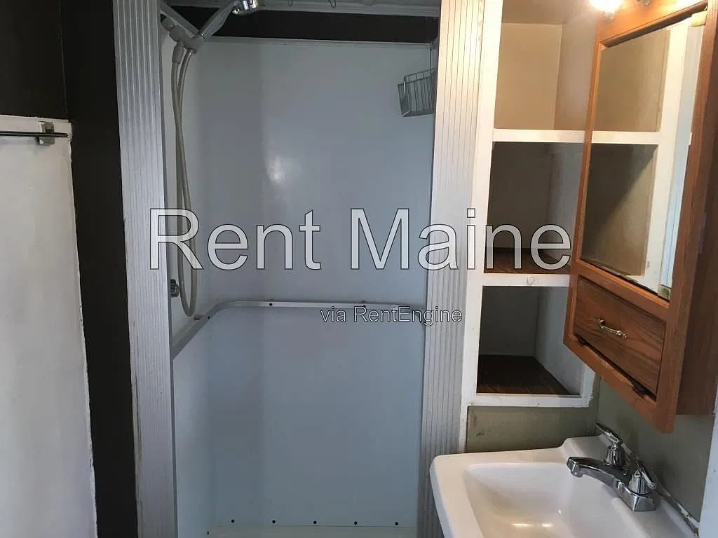1 bed, 1.0 bath, $1,050 — Photo 4