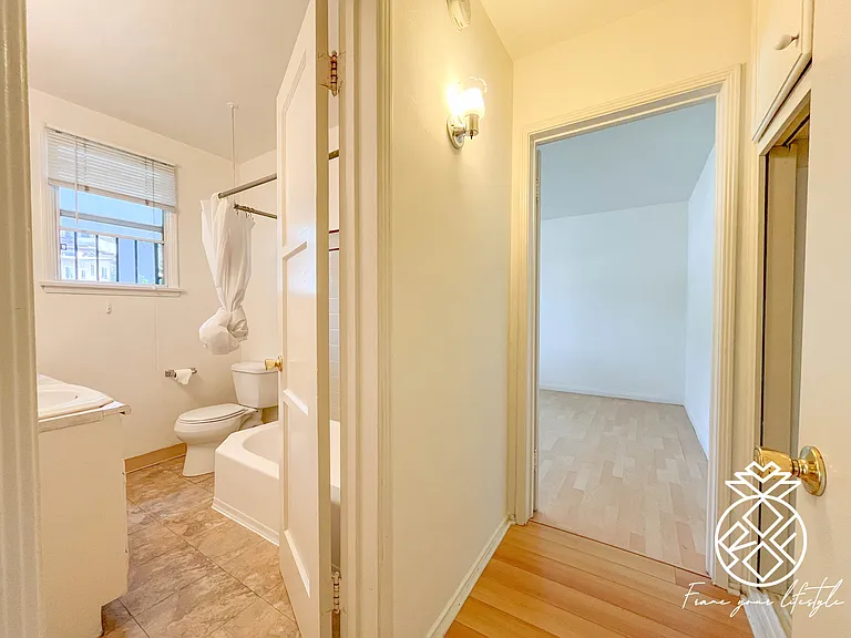 3823 Los Feliz Blvd #2 — Photo 19