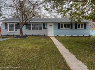 3 Hummel Dr, Toms River, NJ 08757