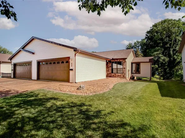 806 Westwood Rd, Maryville, IL 62062