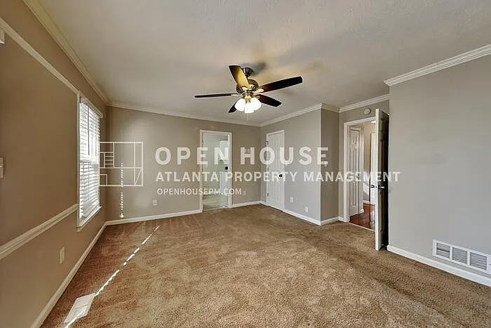 1746 Charrington Way — Photo 10