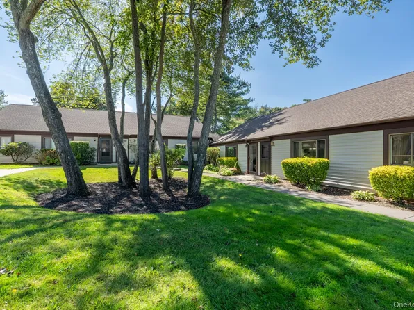 72 Gauguin Court Gauguin Court #72, Middle Island, NY 11953