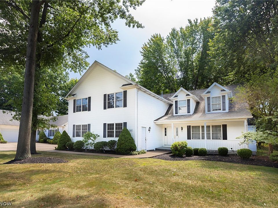 3959 Hilltop Dr, Vermilion, OH 44089 Zillow