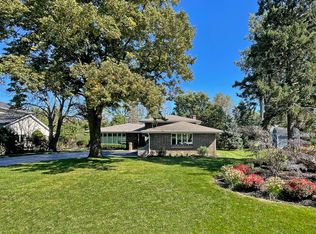 8345 Brookridge Rd, Downers Grove, IL 60516