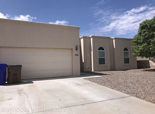 5870 Habanero Dr, Las Cruces, NM 88012