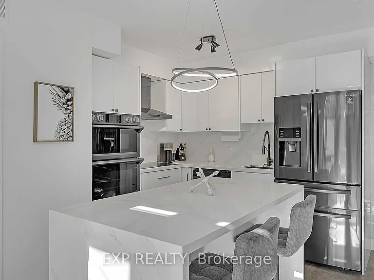 50 E Liberty St #1111 — Photo 9