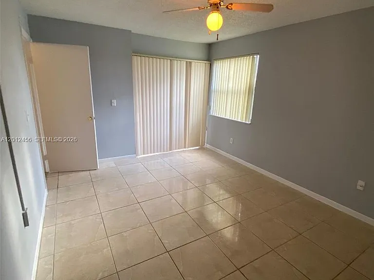 1042 Adams Ave #1042B — Photo 12