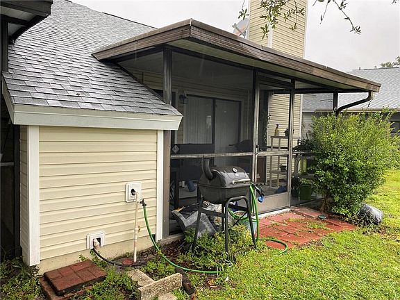 3rd image of 12650 Castle Hill Dr