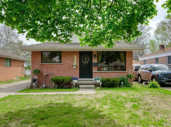 6604 Colonial St, Dearborn Heights, MI 48127