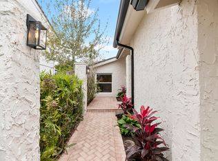 6443 Pond Apple Rd, Boca Raton, FL 33433