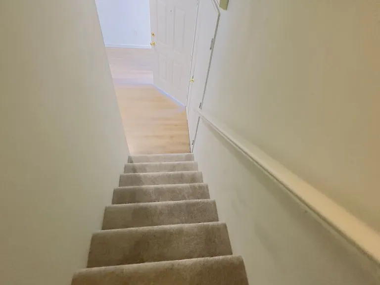 130 Curry Dr — Photo 15