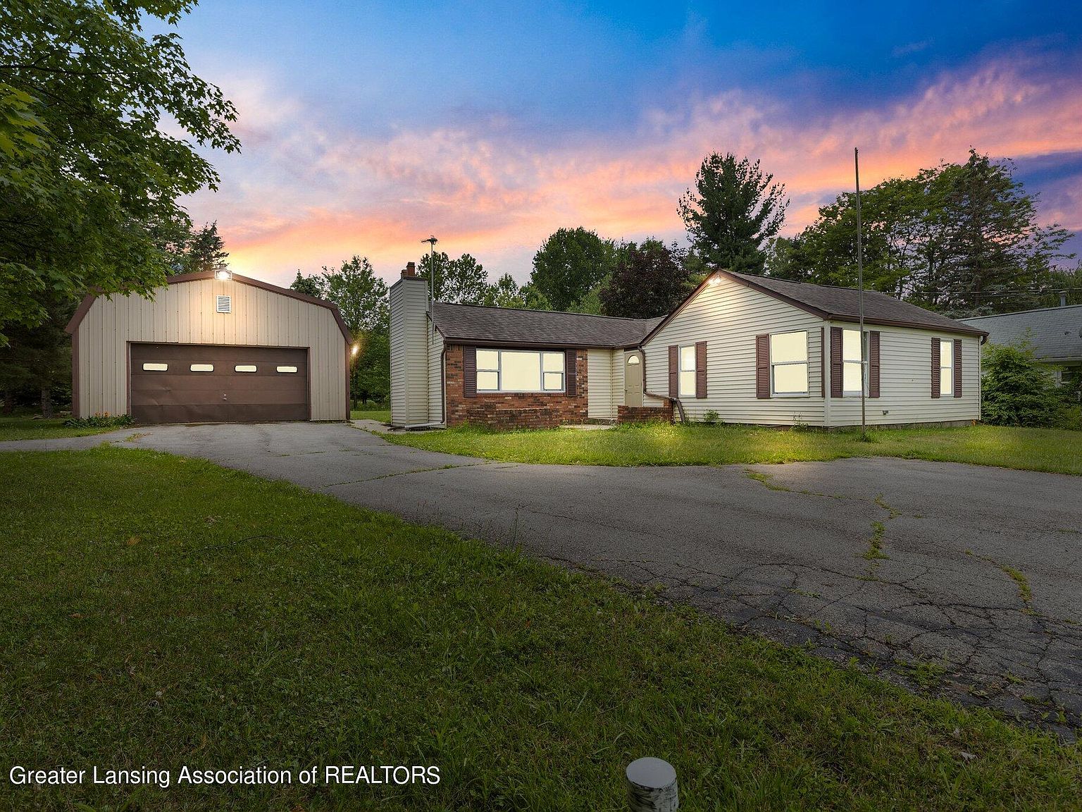 7701 W Willow Hwy, Grand Ledge, MI 48837 Zillow
