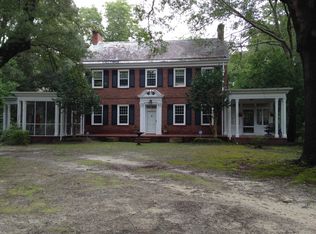 2909 S Memorial Dr, Greenville, NC 27834