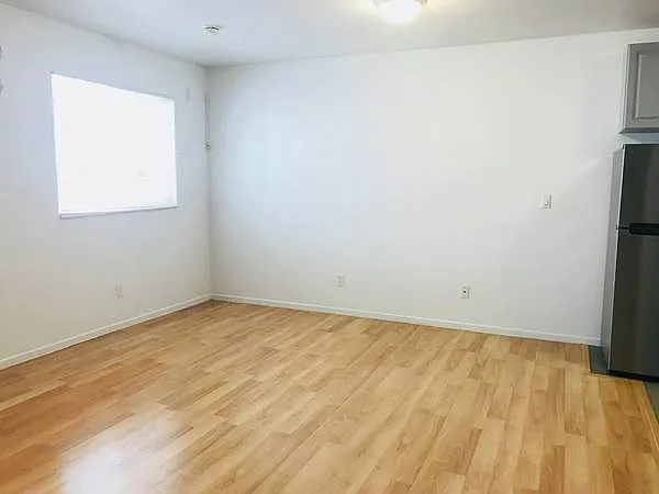 Hilltop Lofts — Photo 16