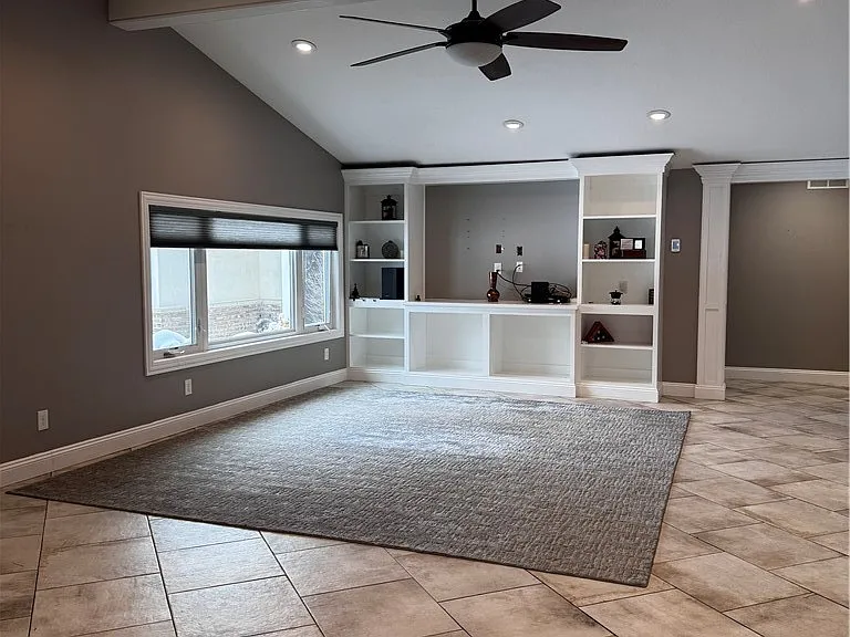 7633 Hidden Valley Dr — Photo 14