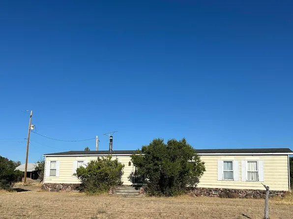 250 SE Steele St, Madras, OR 97741