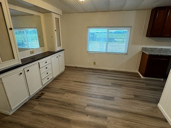 5th image of 9596 Rogers Rd