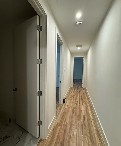 5115 Vanderbilt Ave — Photo 39