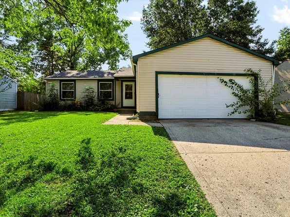 916 Waring Dr E, Indianapolis, IN 46229