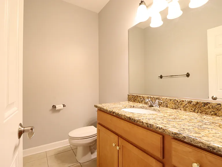 3150 S Prairie Ave #1 — Photo 11