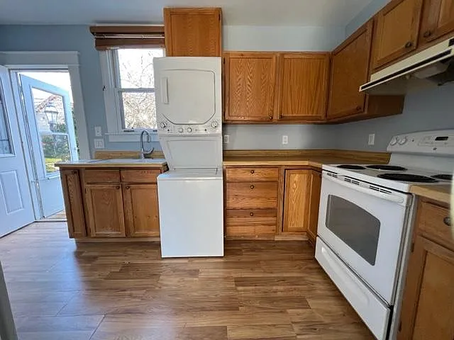 2221 Middleton Beach Rd — Photo 16