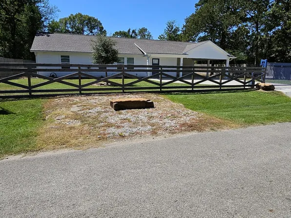 37111 Barbara St, Magnolia, TX 77355