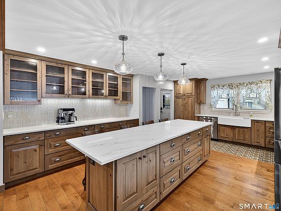 3rd image of 375 Old Jewett City Road