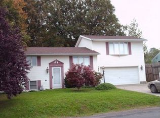 208 Greystone Ave, Seneca, PA 16346