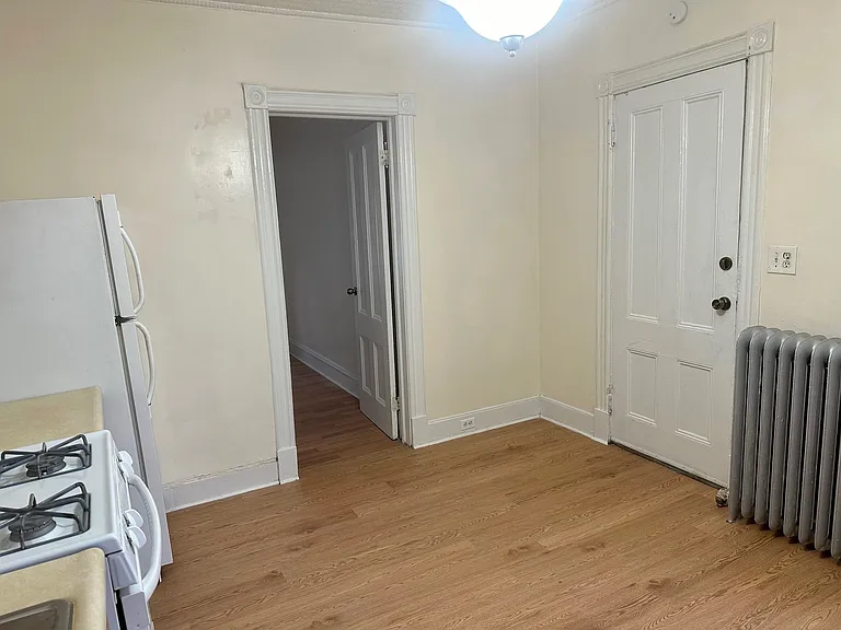 159 Tremper Ave #1 — Photo 4
